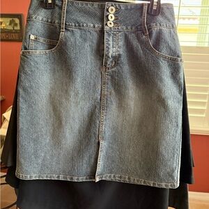 L.A. Blues Classic Denim Skirt